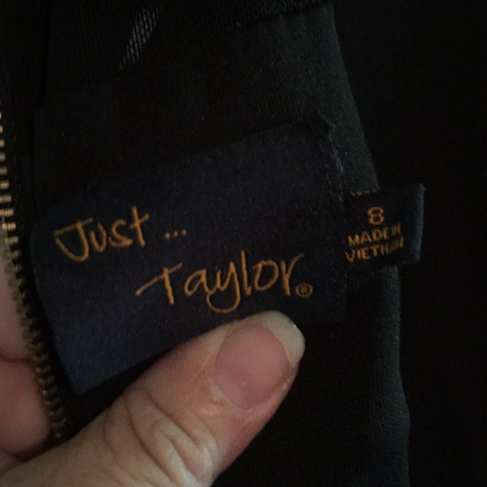 Just Taylor | Striped Maxi Dress - Picture 3 of 4